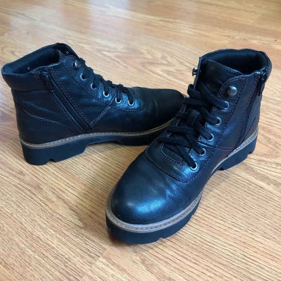 naturalizer lucy boot